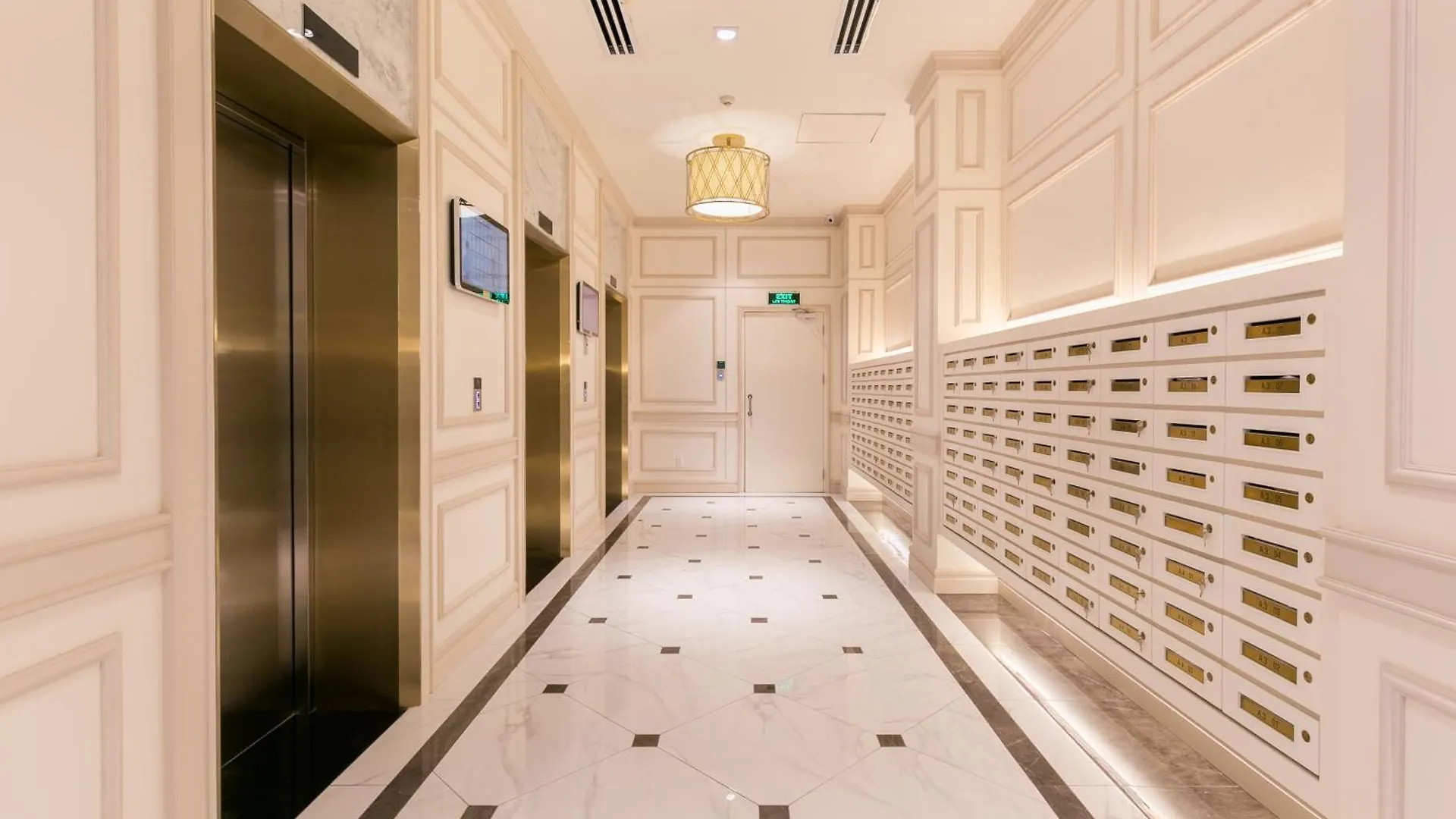 Saigon Royal Apartment 3 Bedrooms 4 Beds For 30 Nights Stay Above Ho Chi Minh