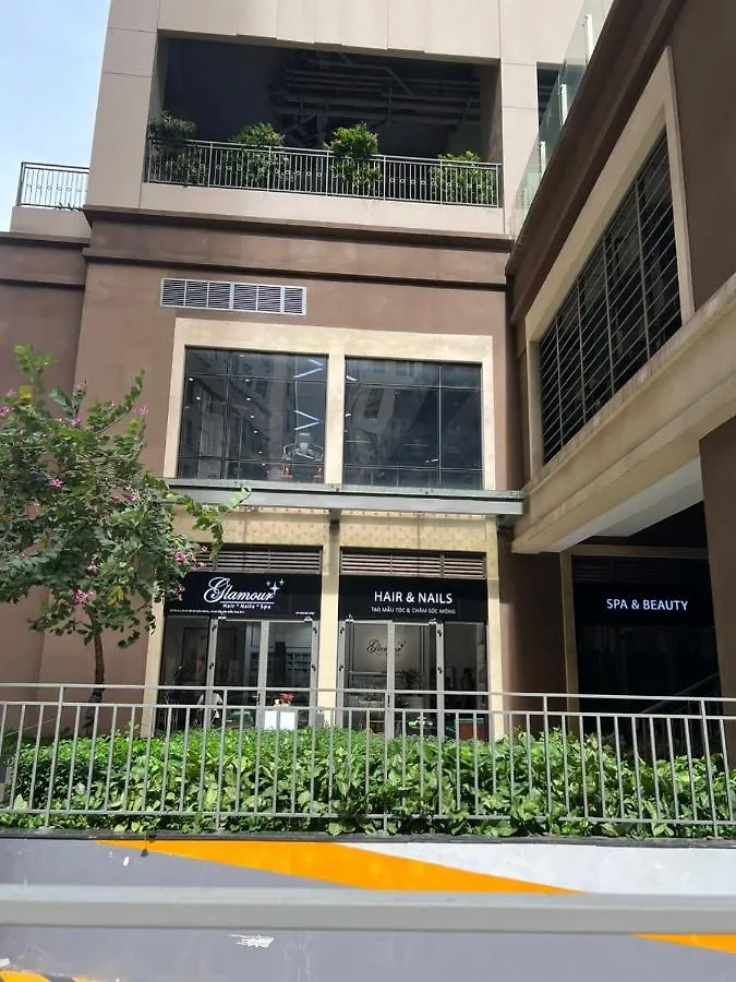Saigon Royal Apartment 3 Bedrooms 4 Beds For 30 Nights Stay Above Ho Chi Minh City Vietnam