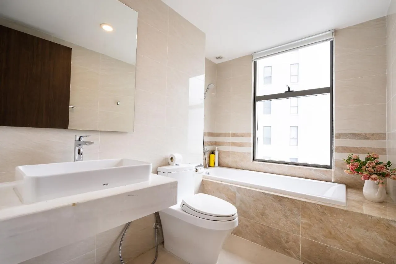 Saigon Royal Apartment 3 Bedrooms 4 Beds For 30 Nights Stay Above Ho Chi Minh City Vietnam